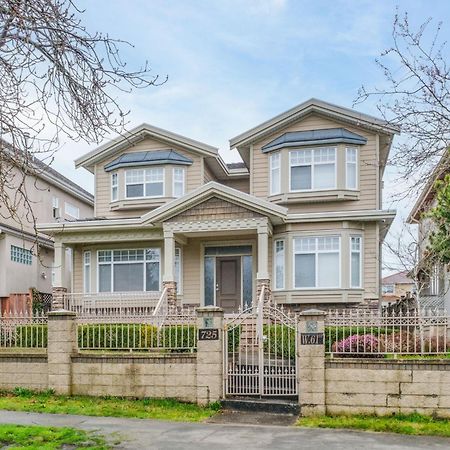 Cambie & 61St Ave Homestay Vancouver Exterior photo